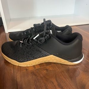 Nike metcon leather